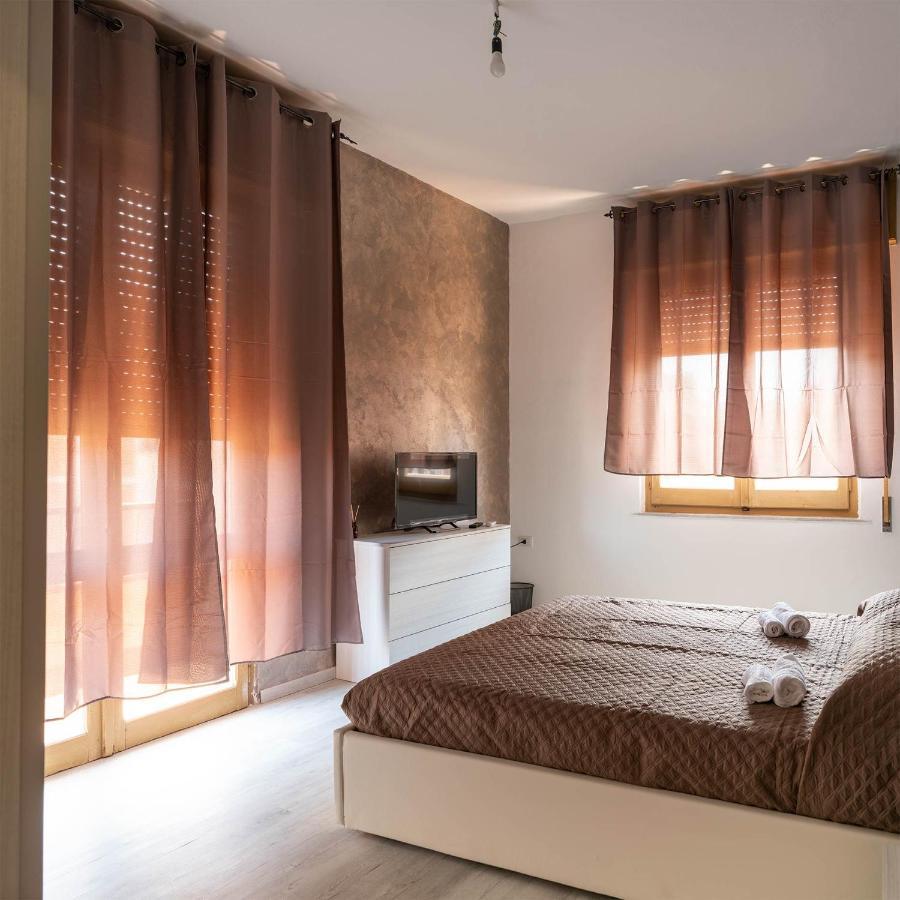 Monfalcone City Room Rental Apartment 칼리아리 외부 사진